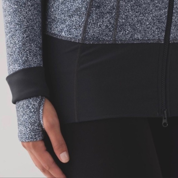 Lululemon Daily Practice Jacket Rio Mist White Black / Deep Coal size 6 - Picture 6 of 13